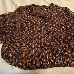 Women worn once multi color blouse 3/4 sleeve